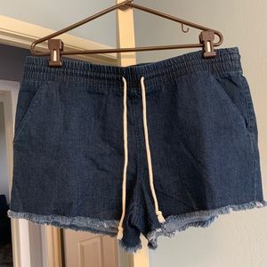 Women’s shorts
